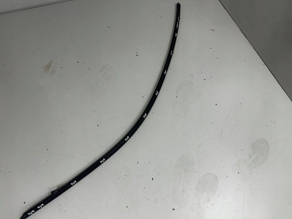 фото №9, Bmw i4 2022 набір молдинг wykończeniowych зовнішніх