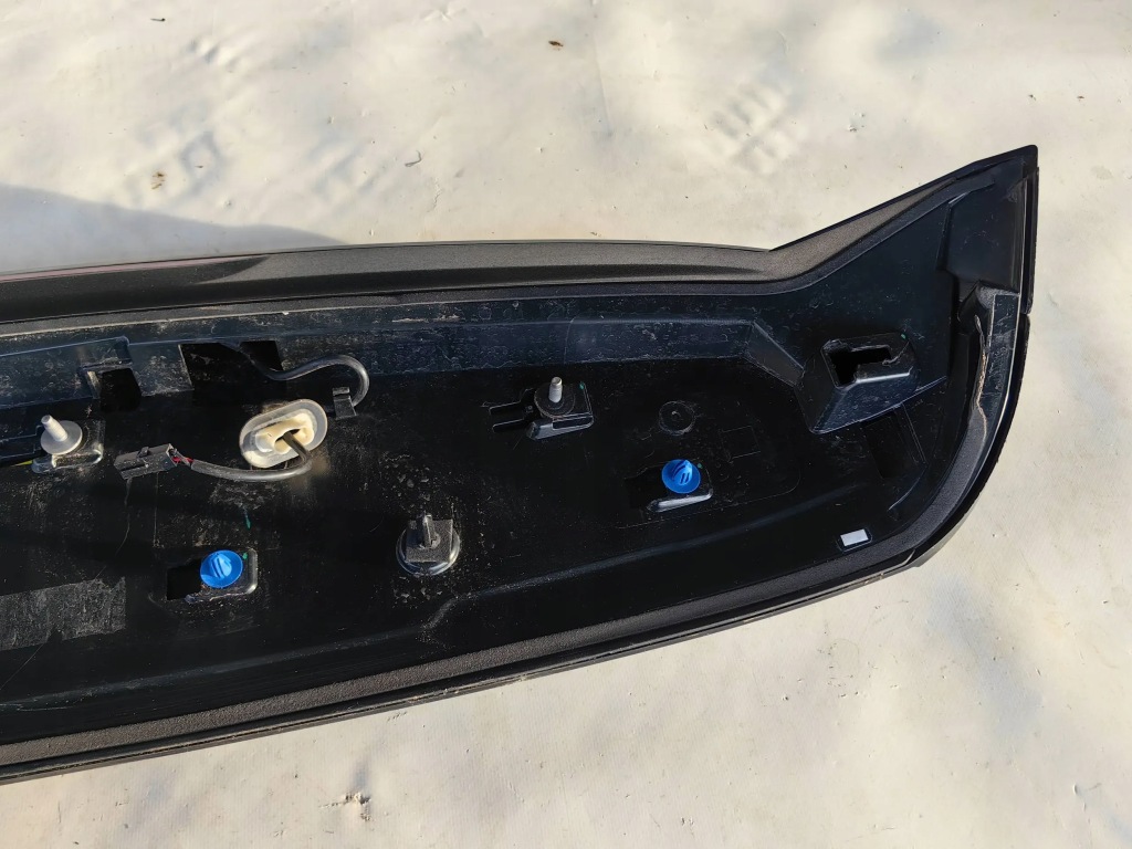 Купити Audi a3 8v4 - спойлер кришки задні