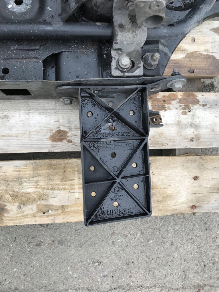 фото №6, Twingo iii зона деформации правая левая комплект