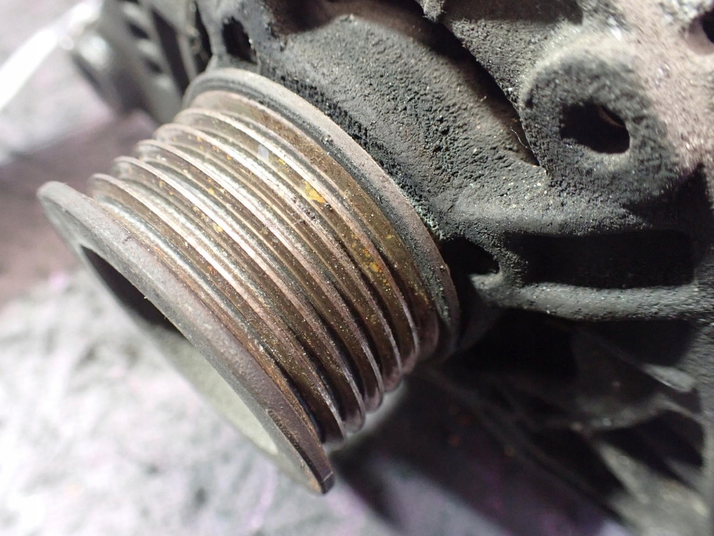 Nissan micra k11 92-97 1.0 генератор 0123115010 231000u060 Недорого