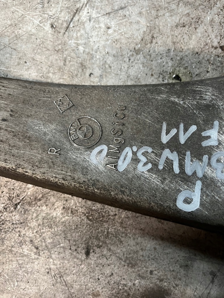 фото №7, Поворотний кулак важіль права перед bmw 5 f10 f11 3,0d n57