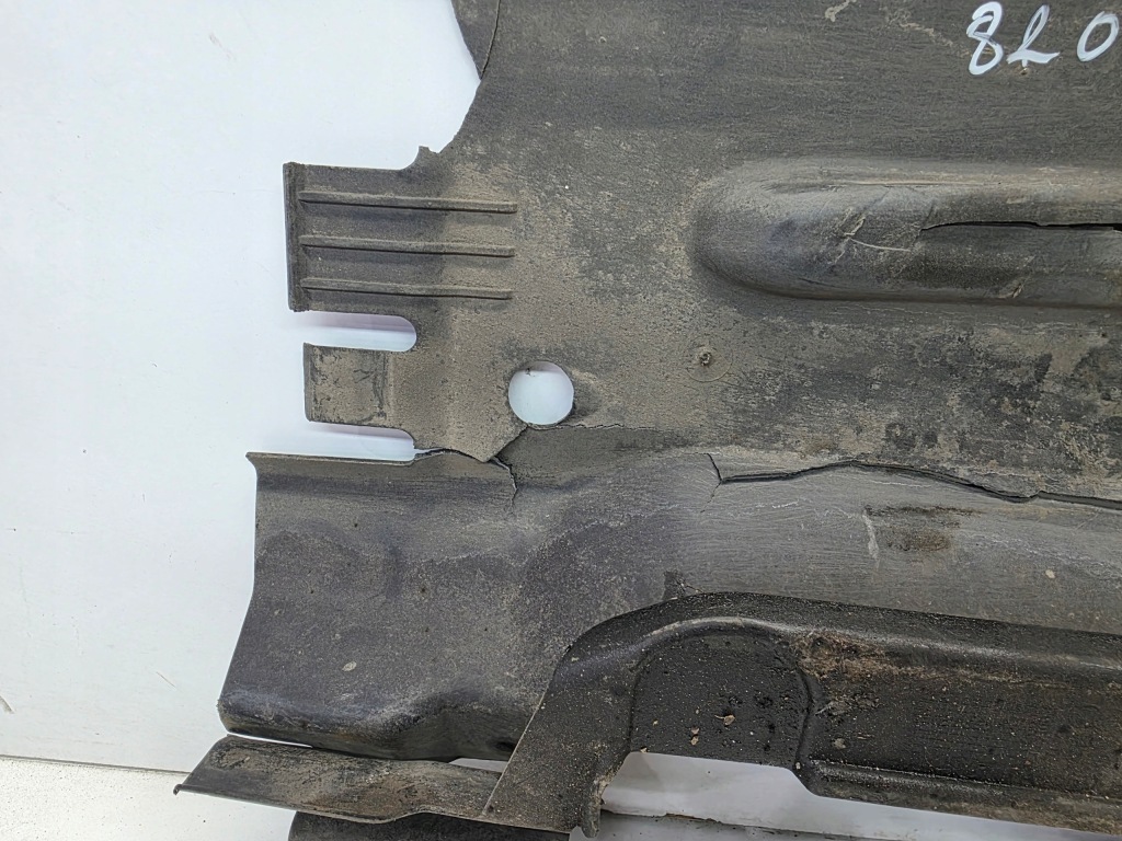 фото №10, Защита плита подвеска левый задняя audi q5 8r 8r0825215a оригинал 12