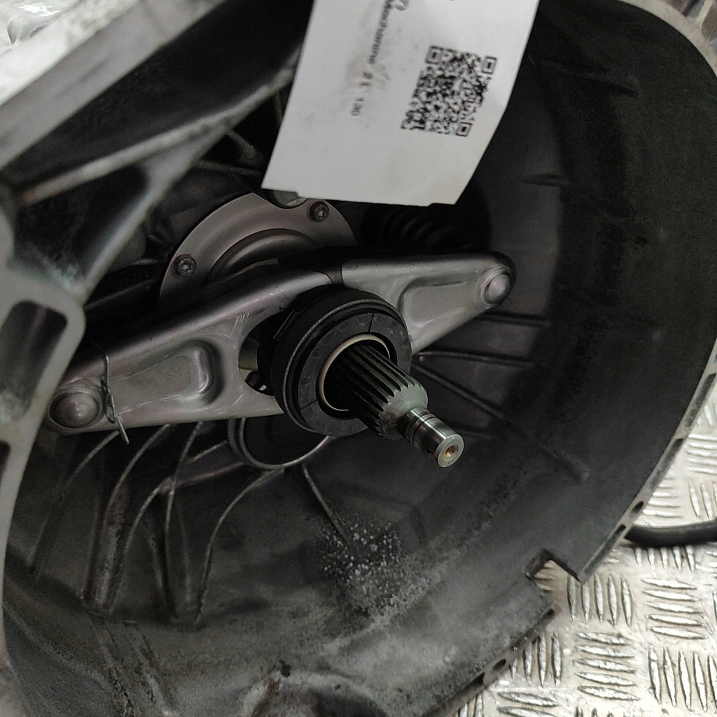 фото №7, Bmw 1 e81 e87 2007 механічна 6-ступенева коробка передач передач