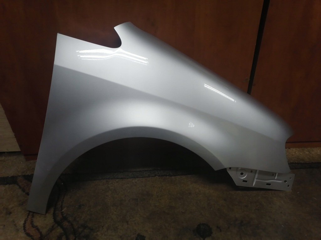 фото №1, Крила правий перед vw touran przedlift la7w