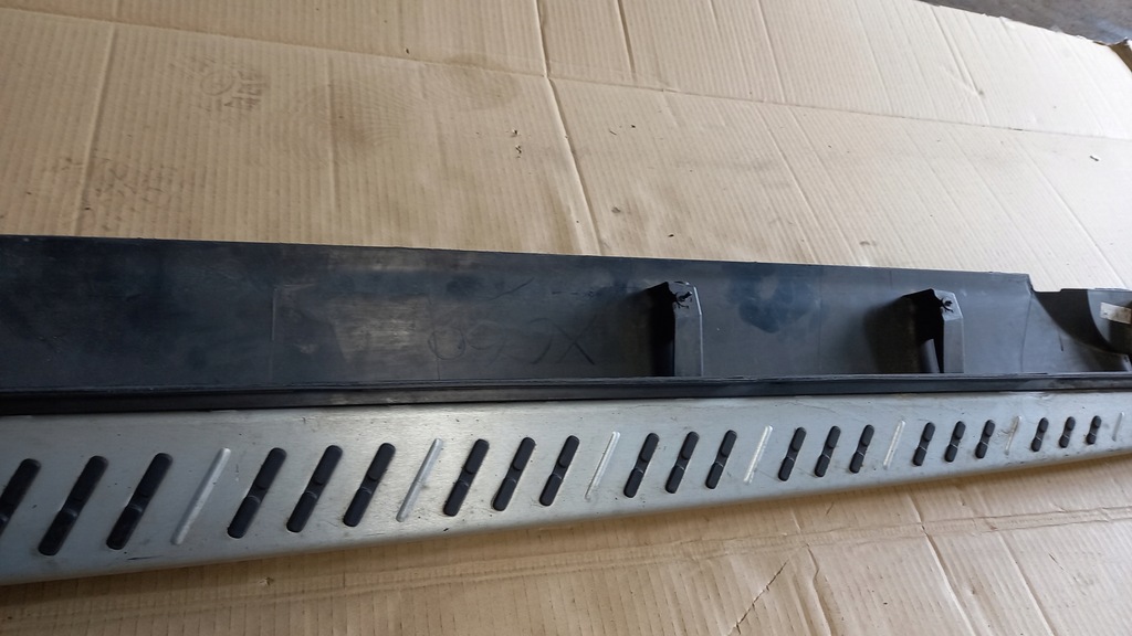 фото №8, Молдинг поріг поріг правий volvo xc60 09-13r