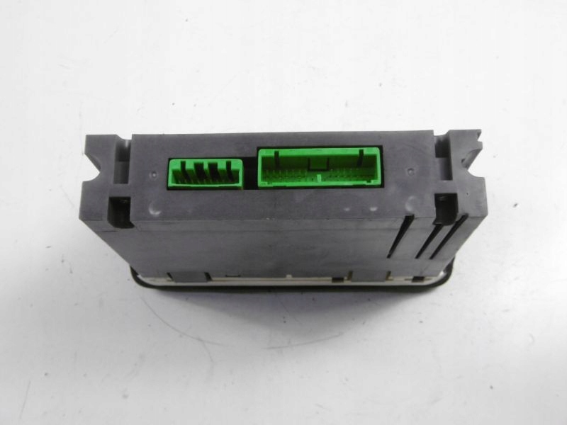 фото №13, Volvo v70 1 i typ l 96-00 панель обдув 9171636