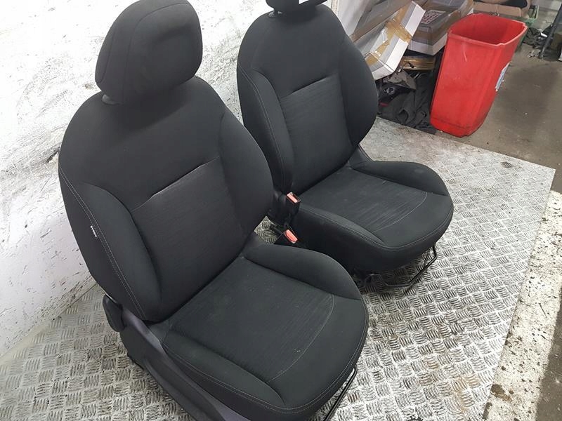 фото №4, Сидіння сидіння peugeot 208 i