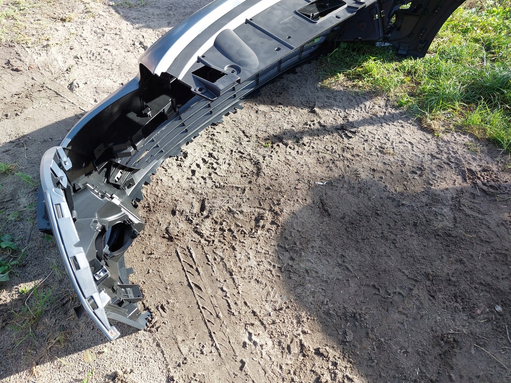 фото №7, Бампер перед renault scenic iii 09-11