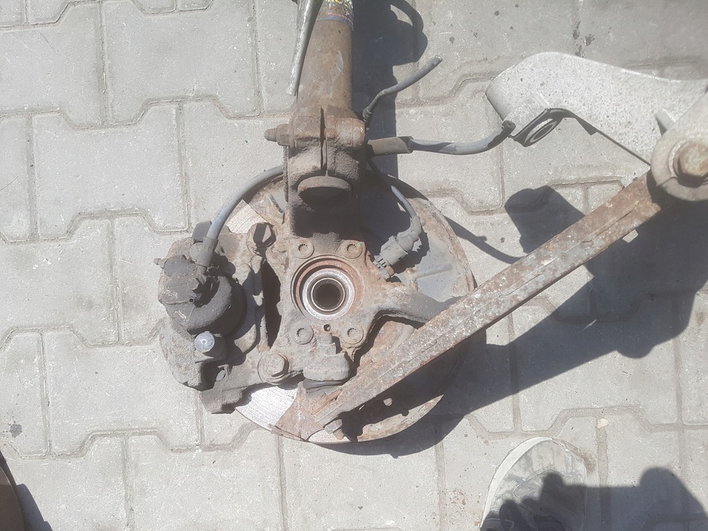 фото №5, Vw eos 06-10r 2.0 tfsi амортизатор поворотный кулак правая