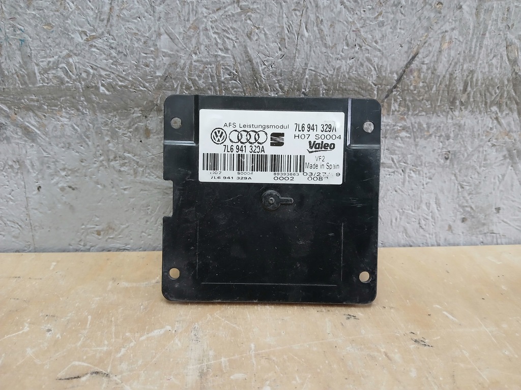 фото №1, Лампа модуль поворота преобразователь 7l6941329a