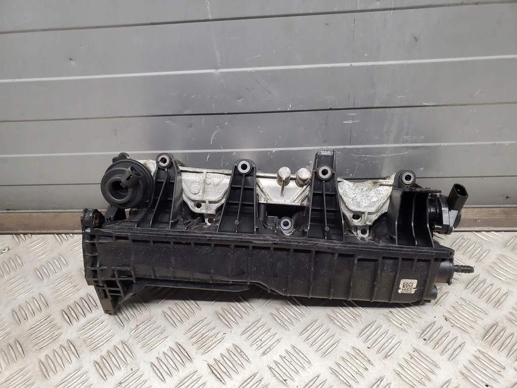 фото №5, Audi a8 s8 d4 4h 4.0 tfsi 079133110bf колектори впускні