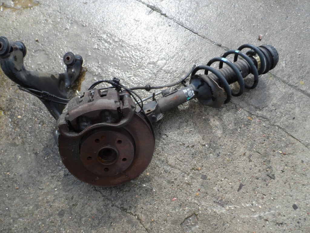 Купити Поворотний кулак амортизатор правий перед w639 vito комплект