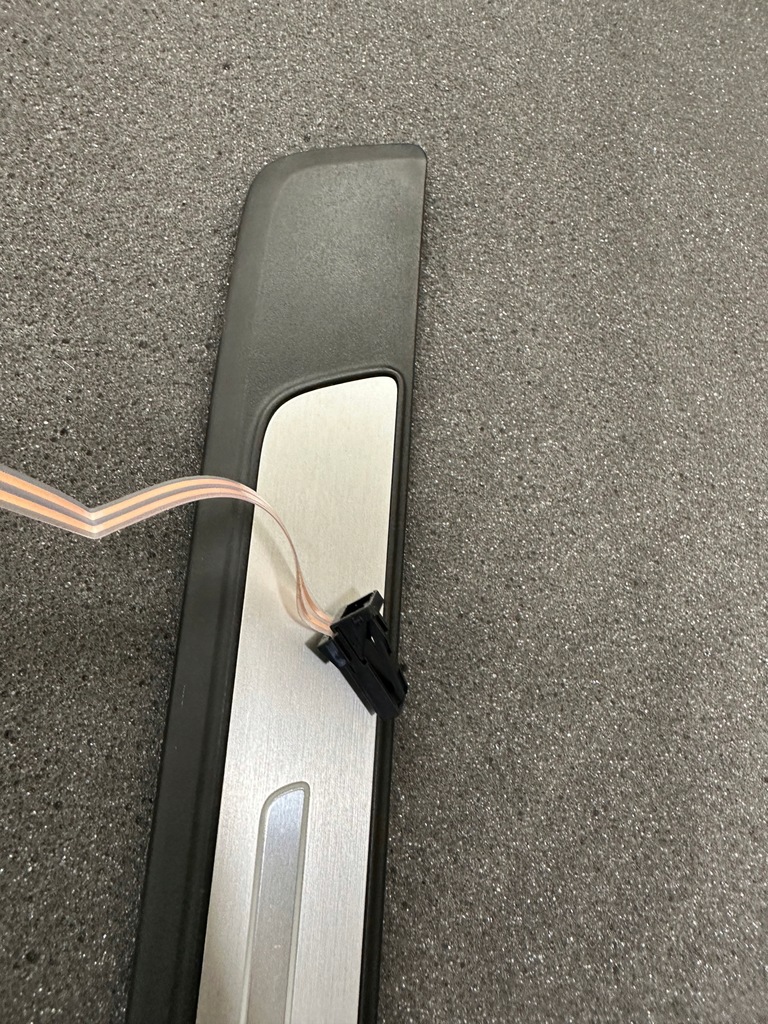 фото №15, Молдинг накладка поріг rs5 8w coupe led оригінал idealne комплект 8w6