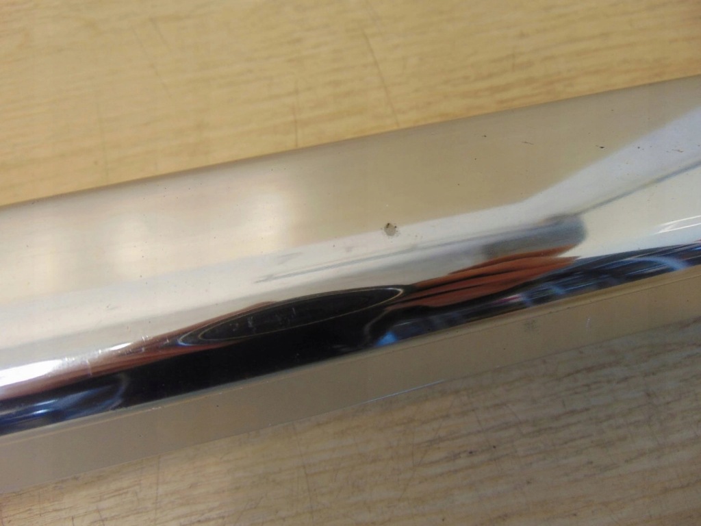 Купить Рейлинг крышный левое  audi q7 4l 4l0860021n