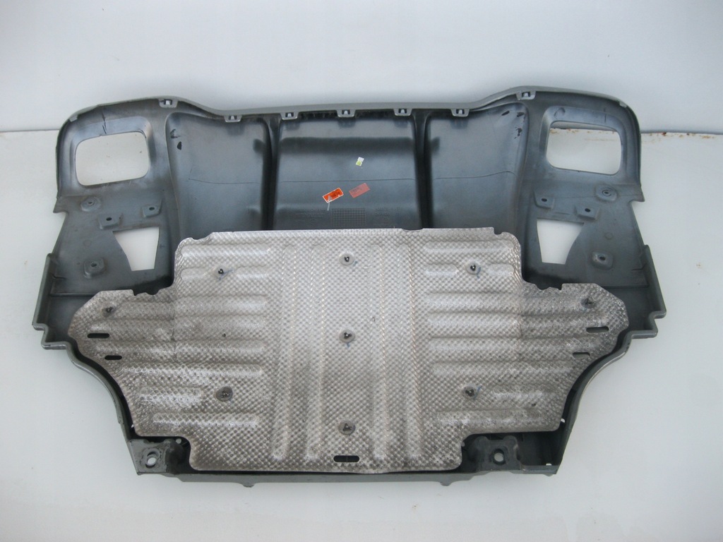 фото №2, Спойлер накладка бампера задняя renault clio iv rs