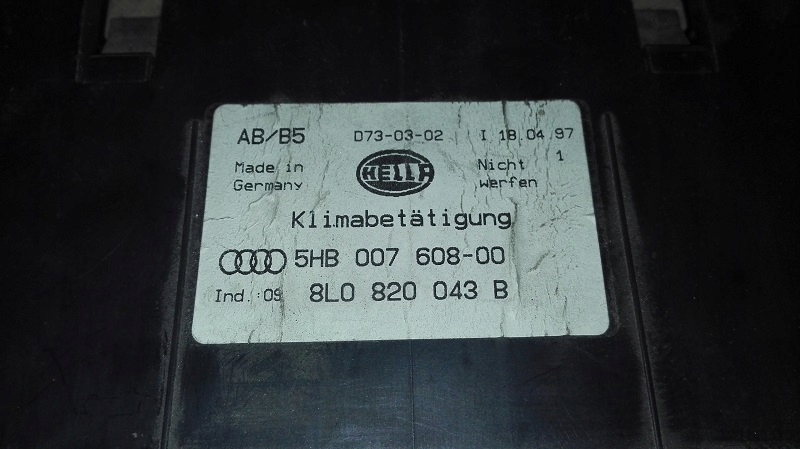 фото №2, Панель кондиціонера audi 8l0820043b