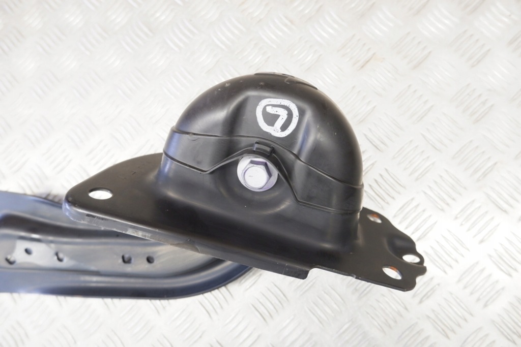 фото №9, Рычаг задний левый toyota corolla хэтчбек _e21_ 48780f4010 1.8l hybrid