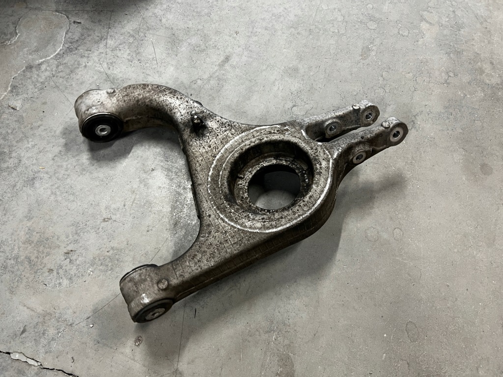 фото №1, Важіль задній задня правий porsche panamera 970 polift lift