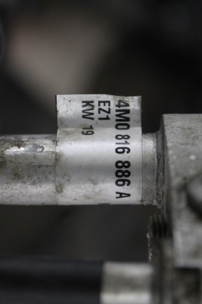 фото №6, Шланг кондиціонера 4m0816725d audi q7 ii 15-