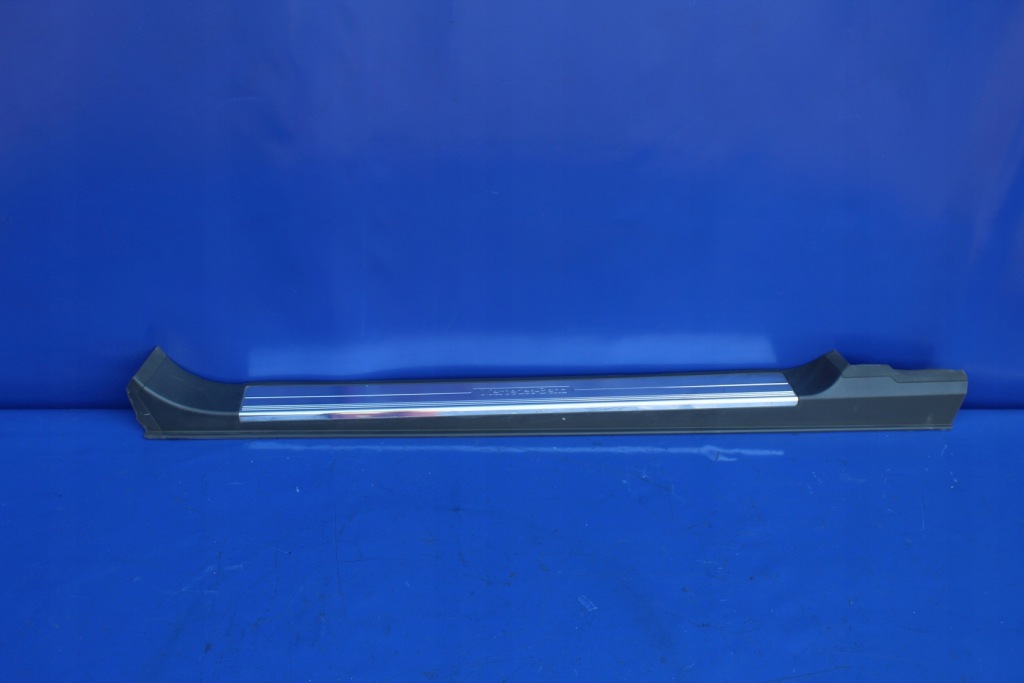 Молдинг накладка поріг права поріг оригінальний номер mercedes w215 c215 cl a2156801635 Київ