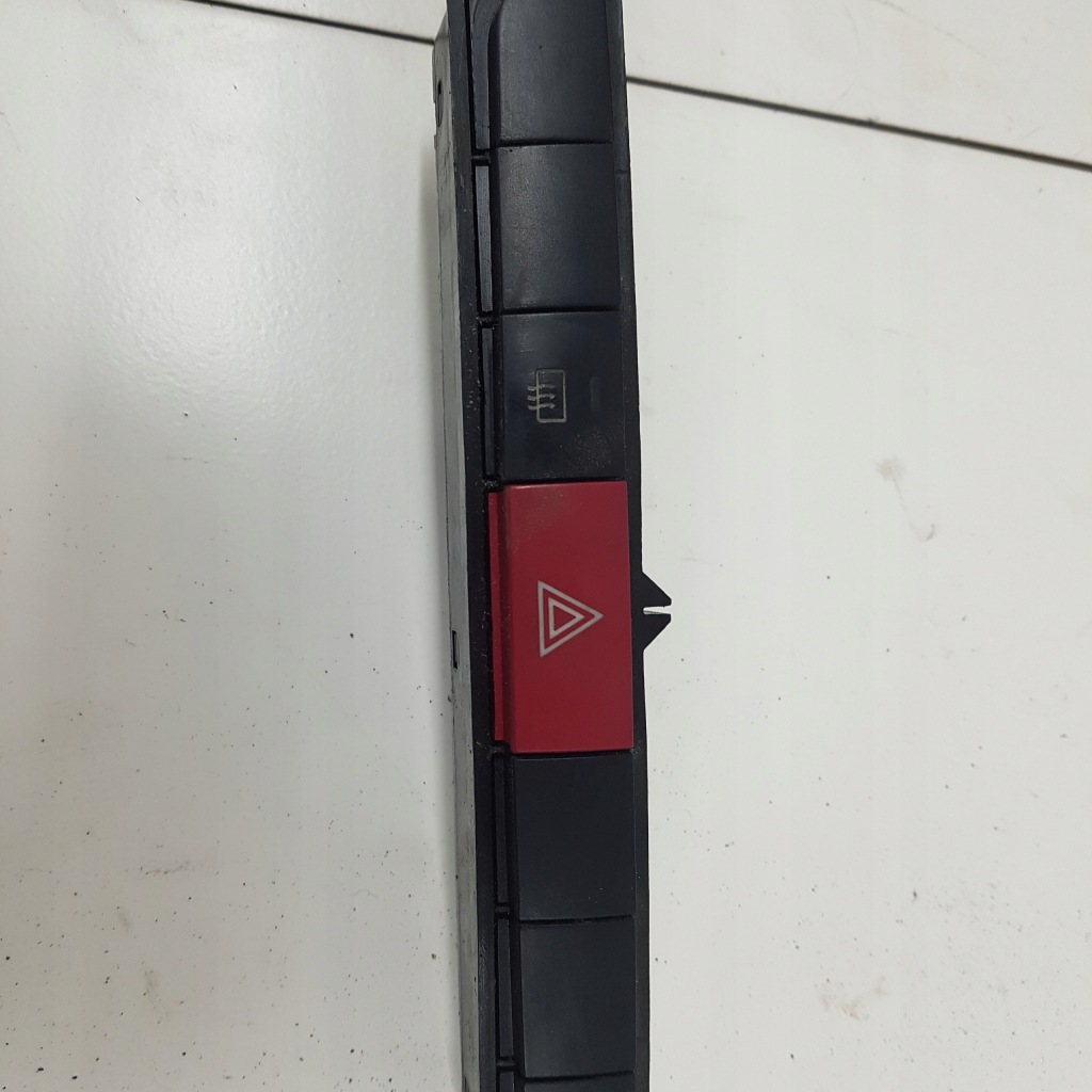 Купити Перемикач світла аварійних fiat linea 7354422900