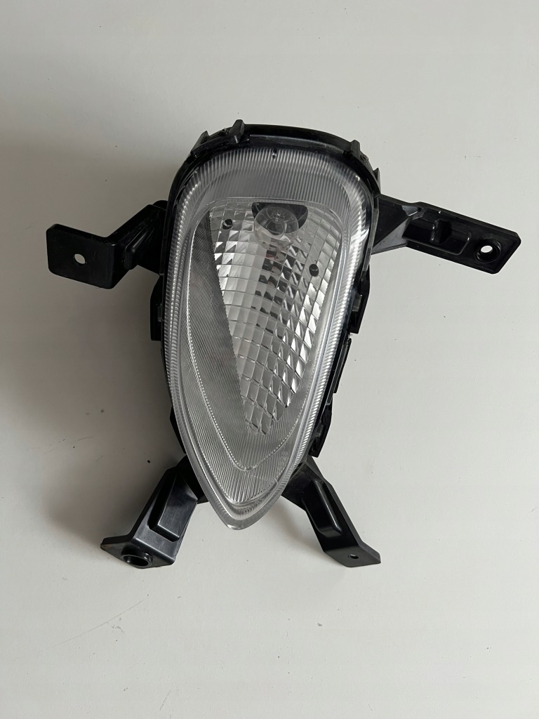 фото №1, Hyundai i20 lift противотуманная фара левый drl 92207-c8700