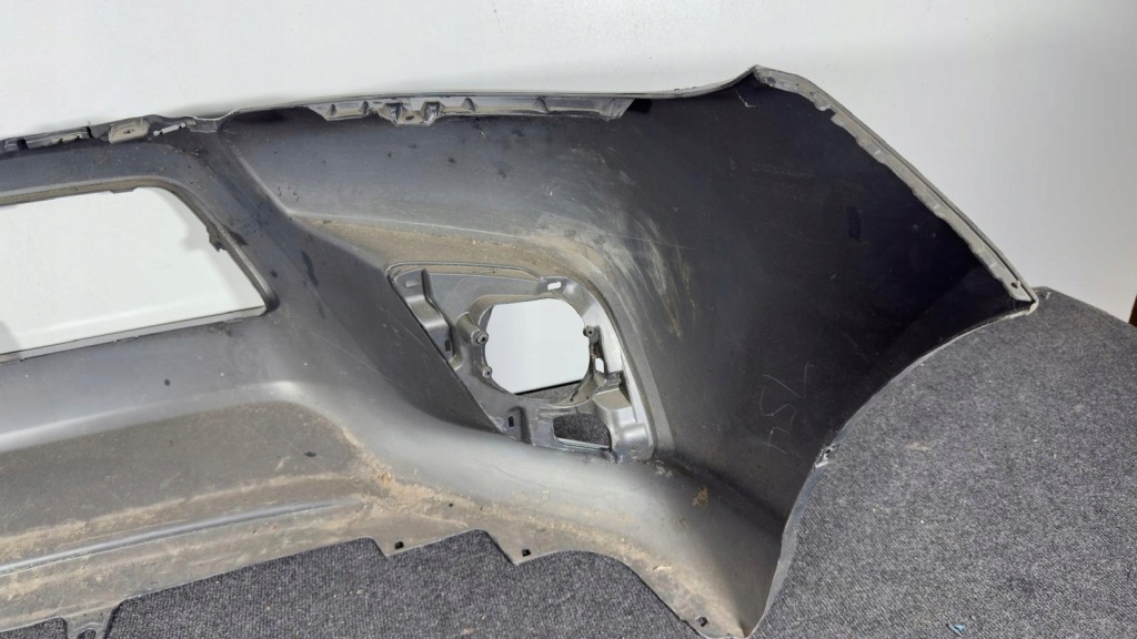 фото №13, Toyota hilux viii 8 13- бампер перед передний jak новый