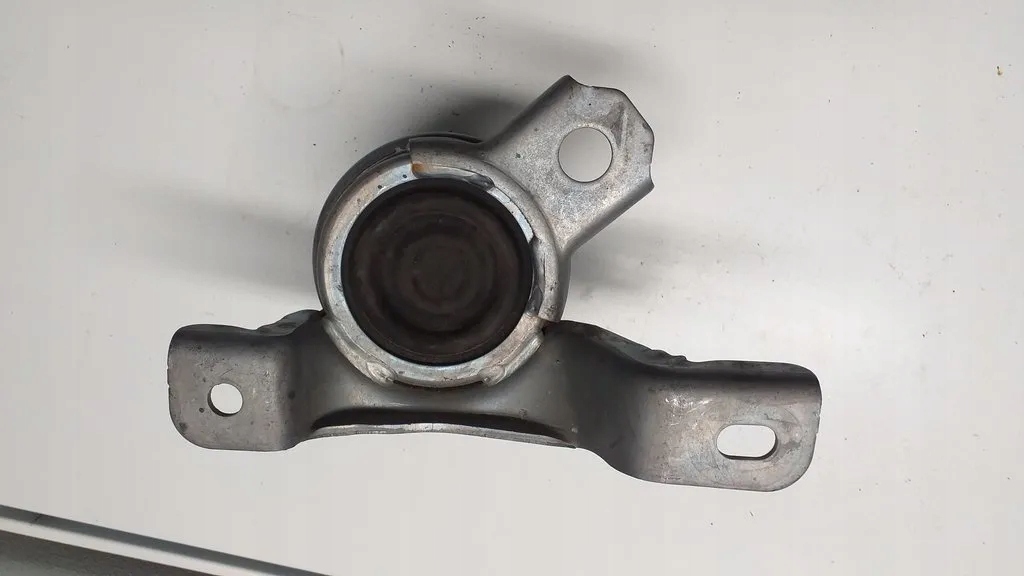 фото №1, Volvo s80 v70 2.4 подушка кронштейн двигуна