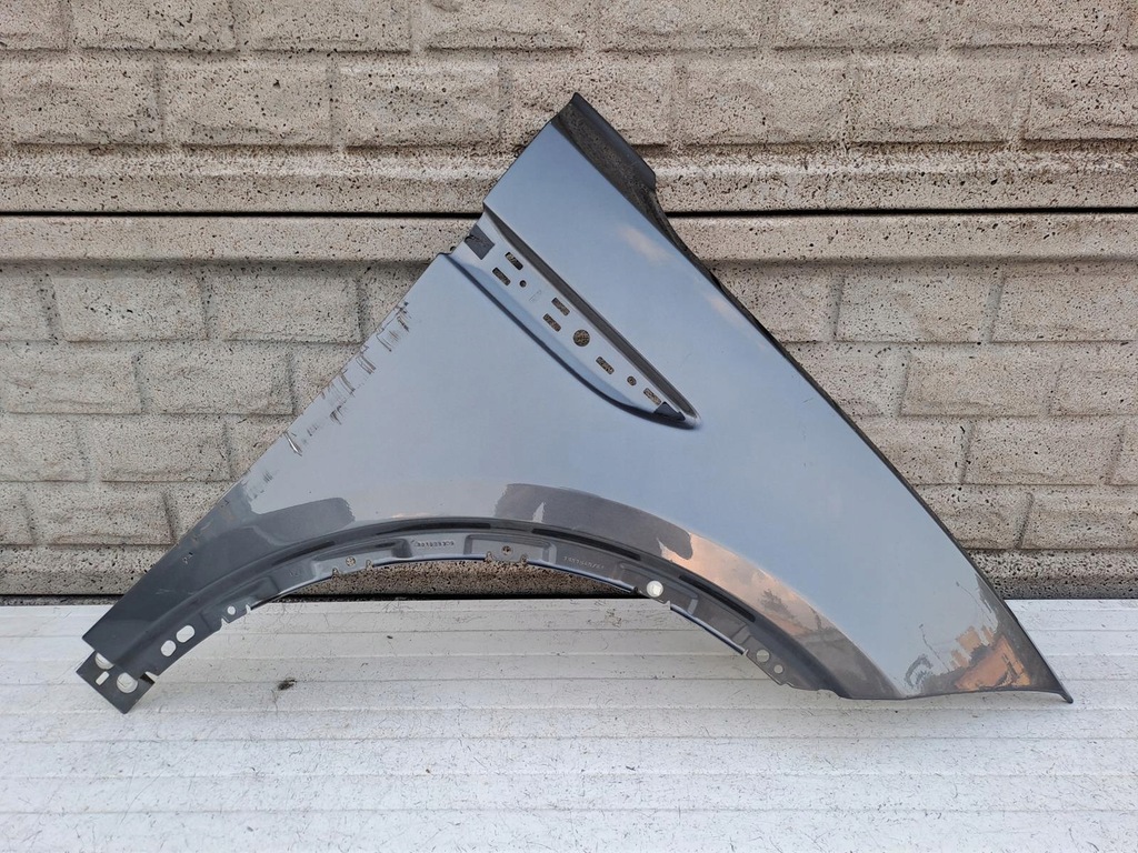 фото №1, Jaguar e-pace epace крила правий оригінал