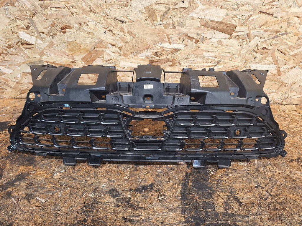 фото №1, Решётка радиатора решётка радиатора 53101-0db40 toyota yaris cross 21-