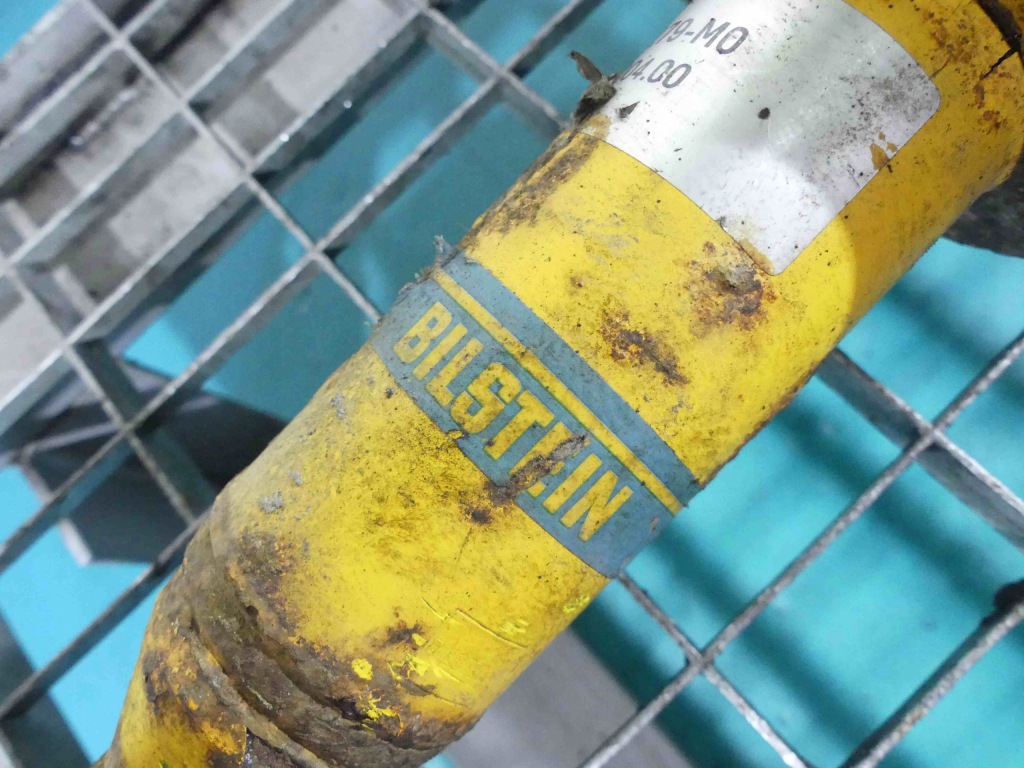 фото №10, Амортизатор перед левый правый land cruiser j200 200