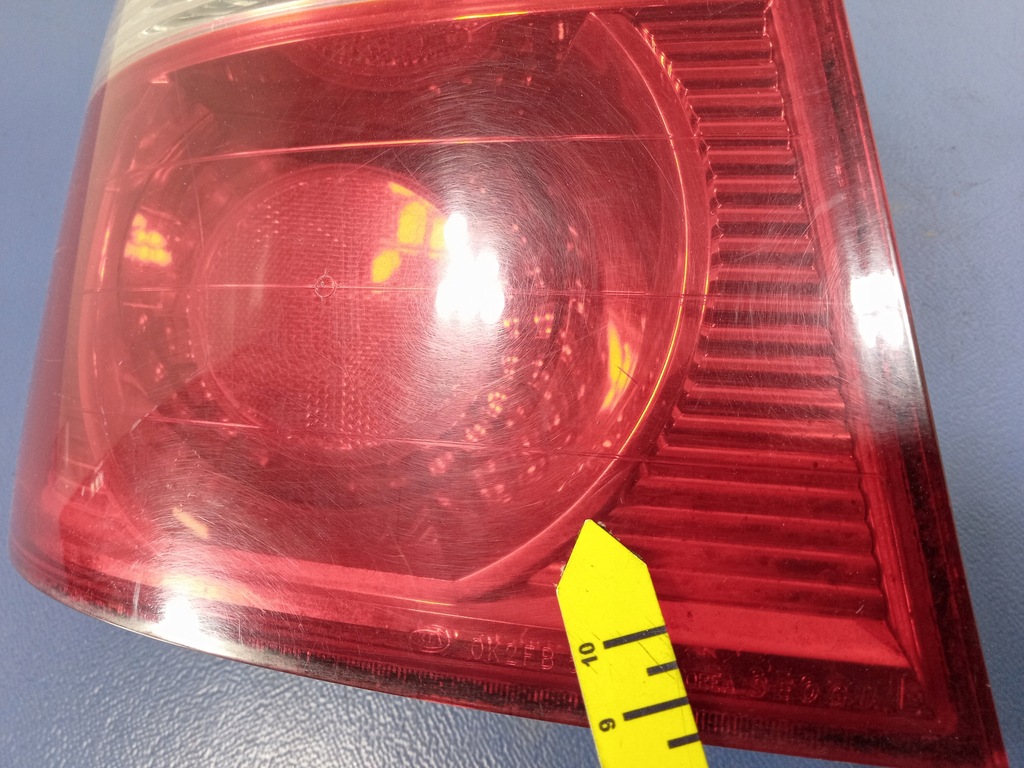 фото №11, Kia carens ii лампа задняя левая наружная