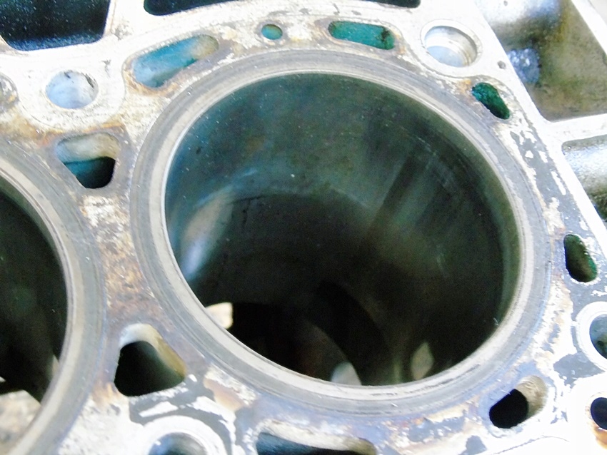 фото №12, Блок двигателя xfx 3.0 b v6 c5 i ii 607 807 c6 406 c8 laguna avantime