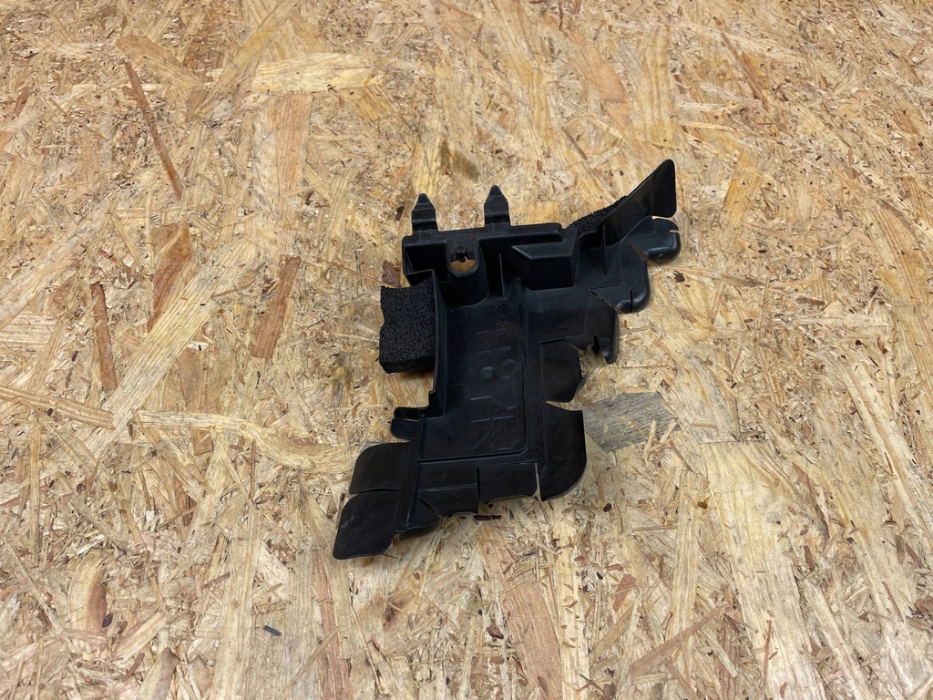 фото №7, Впуск воздуховод воздуха перед правая toyota prius iv 16562-37060 2015-