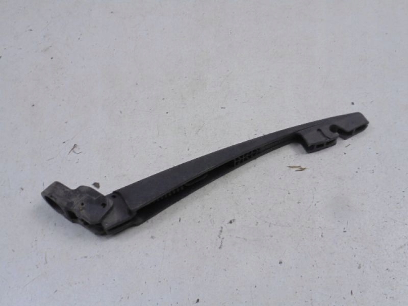 фото №1, Fiat sedici 06-09 рычаг дворники задняя