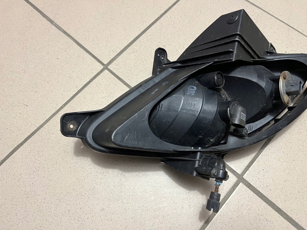 фото №14, Hyundai ix20 ix-20 10- лампа противотуманная фара правый