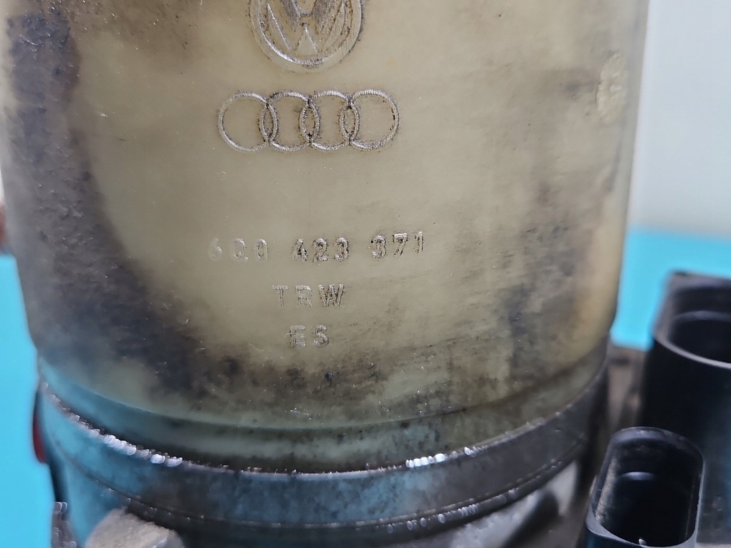 фото №8, Насос підсилювача audi a2 6q0423371 1.4 16v aua