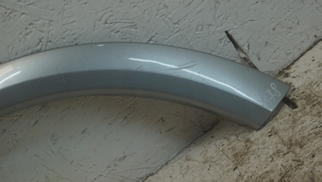 фото №6, Молдинг крила правий задня volvo c30 30779141