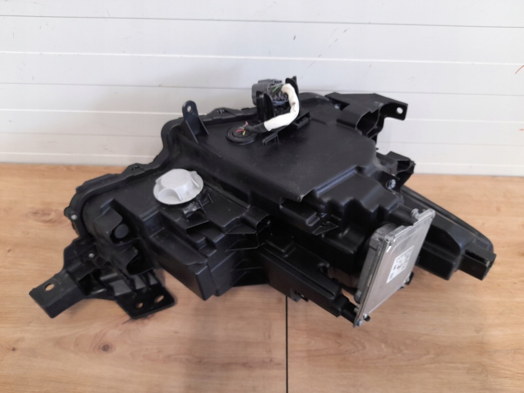 Фара передняя левая mazda bp3 2019 full led Оригинал