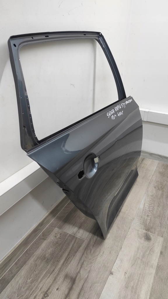 фото №2, Skoda rapid 5jj 14r- двері праве задня оригінал.