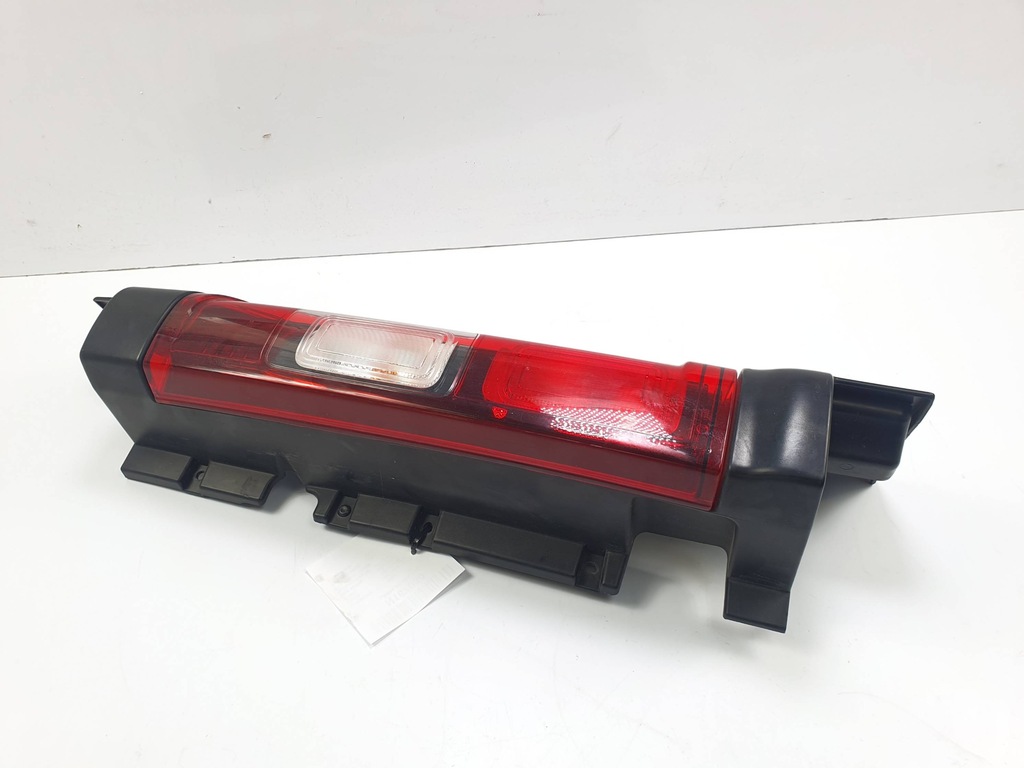 фото №4, Лампа права задня 2020r renault trafic iii