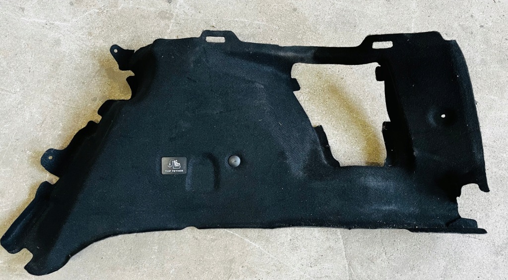 фото №1, Dacia duster ii обшивка багажника правый задняя 849024572r