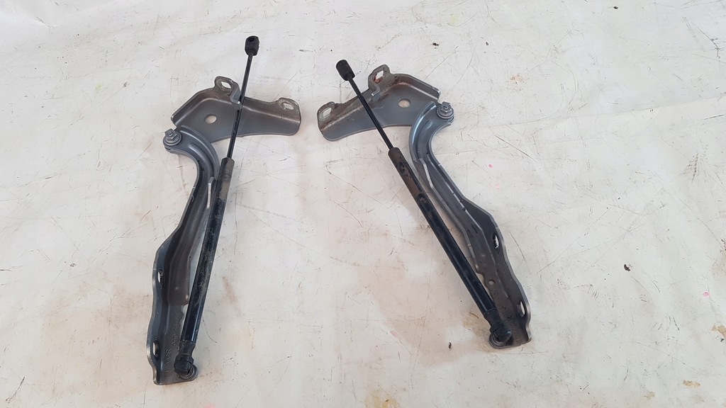 фото №4, Chrysler 200 16- петля капот usa