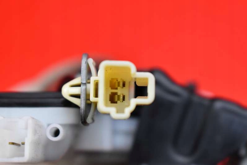 фото №7, Замок крышки задняя багажника mazda mx5 mx-5 4 iv nd 15-23