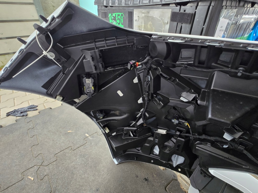 фото №9, Бампер перед передний bmw ix i20 a96