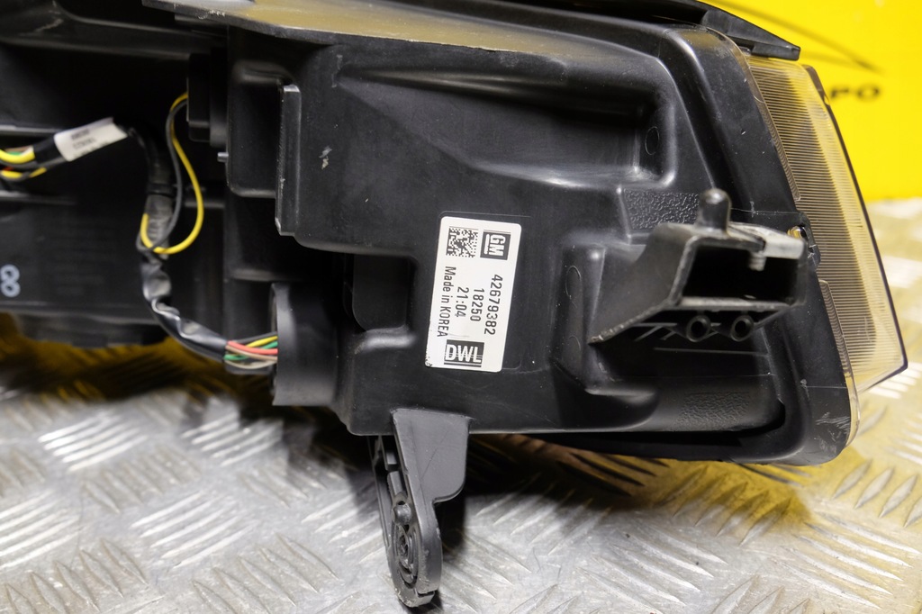 фото №10, Chevrolet trax 2017- фара лампа звичайна лінзована з led l usa