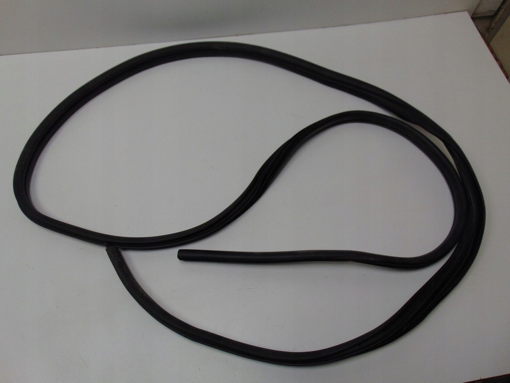 фото №1, Прокладка дверь правый перед opel vivaro b renault trafic iii