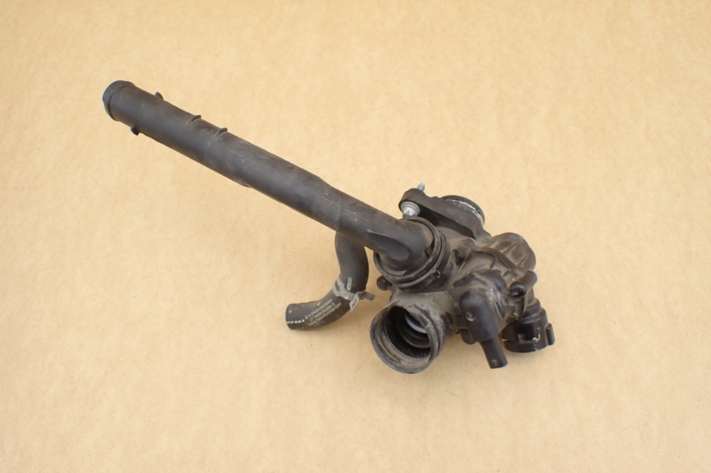 фото №8, Термостат корпус шланг труба a2742000115 mercedes glc x253 2.0 cgi 274920