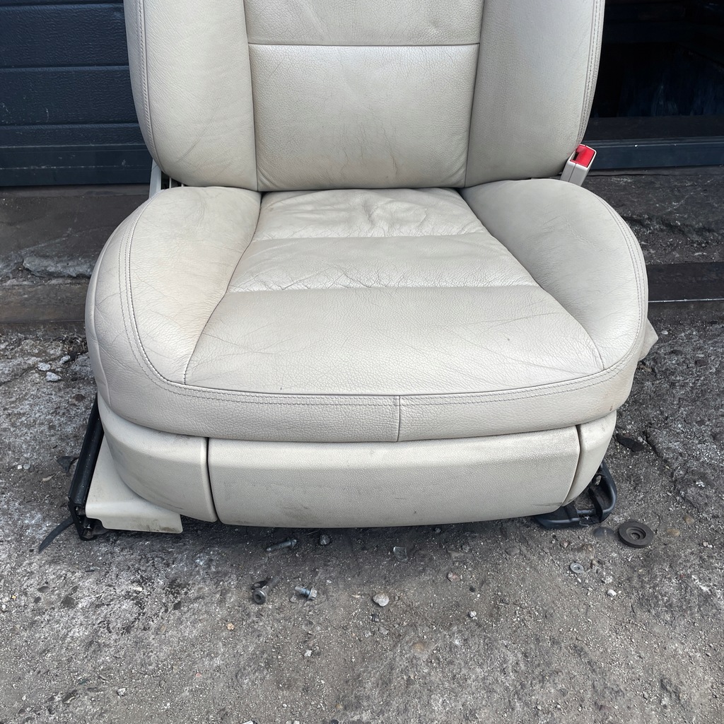 фото №10, Mercedes s w221 lift сиденье пассажира правый перед светлая кожа хороший