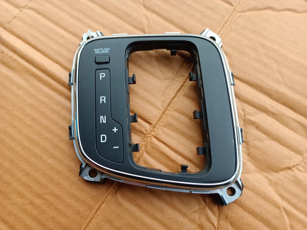 фото №1, Дисплей захист рамка домкрата kia ceed ii 12-17r 84656-a2900